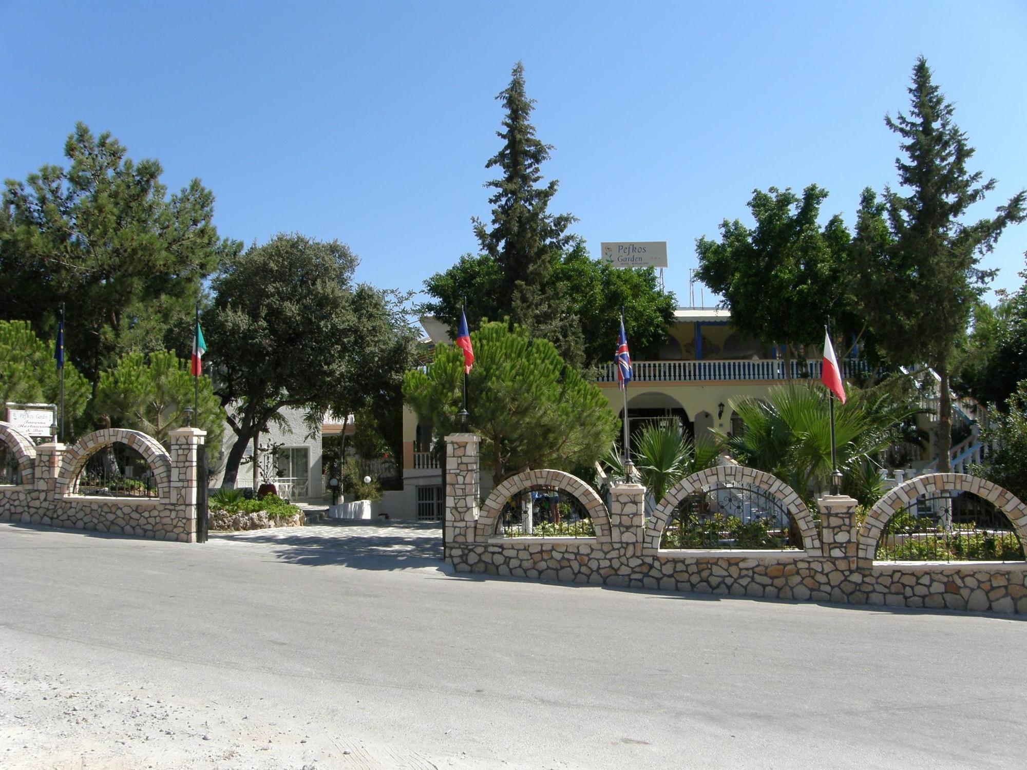 Pefkos Garden Hotel Pefki  ภายนอก รูปภาพ
