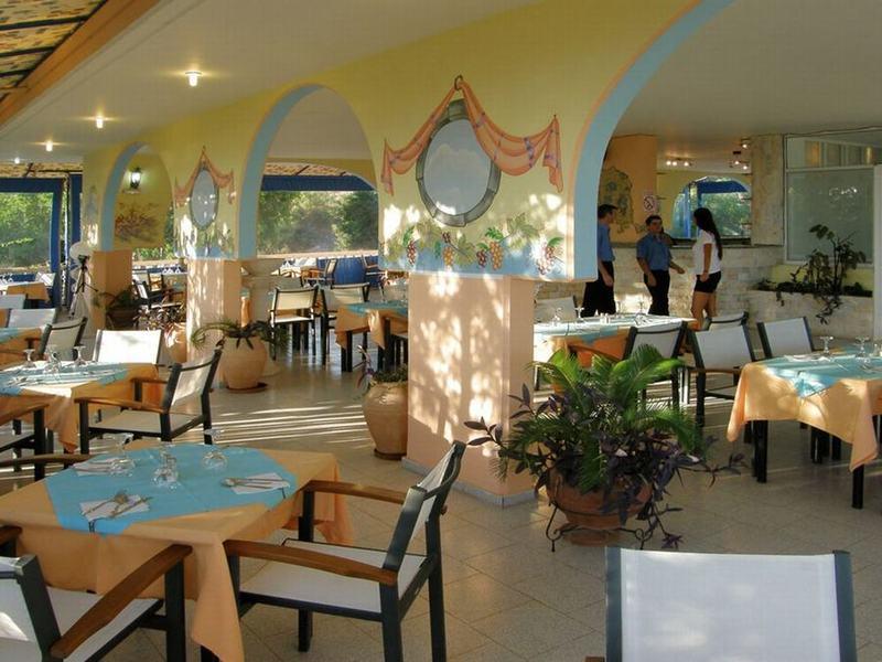 Pefkos Garden Hotel Pefki  ภายนอก รูปภาพ